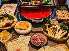 -楠小云·云南鲜菌·鲜牛自助火锅(九眼桥店)
