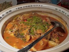 -魏铭鱼头捞饭(晋阳路店)