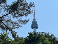 -BHC炸鸡(明洞总店)