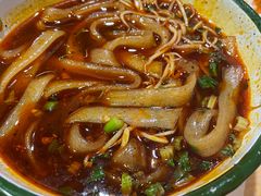 -拈签一笑黄牛肉辣卤串串
