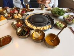 -火烈鸟炭火烤肉(静安路店)