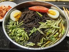 -长白山火山石烤肉