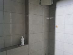 -百安居装修建材卖场(泰然店)