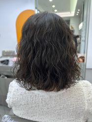 -首脑美发沙龙