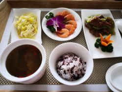 -海豚湾高端月子会所(黄浦店)