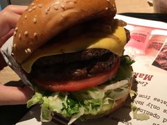 -The Habit Burger Grill 哈比特汉堡(复兴soho店)