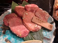 -山川小町·极番烧肉(新地假日广场店)