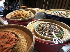 -舜耕山庄四时万和自助餐厅