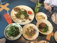 -一坐一忘云南菜(嘉里中心店)