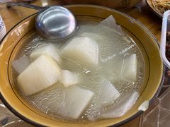 -一品红烧鸭特色川菜(三岔湖店)