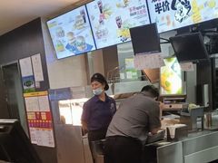 -麦当劳(新闸路店)