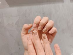 -悦指间美甲美睫