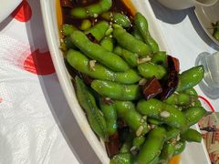 -肥肥虾庄·金牌油焖大虾(汉街SKP店)