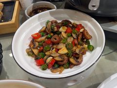 -新侗家食府(蟠桃宫店)