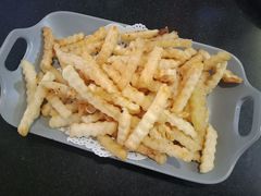 掌中宝薯条-OLD TREE老树咖啡·西餐厅(台山人工湖店)