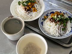 -高师傅特色米粉汤包(建设路店)