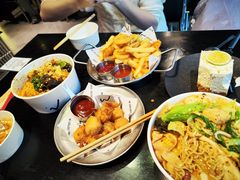 -W COLLECTIVE  DESSERT SHOP