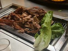 烤羊腿-牧人烤全羊(江海大道店)