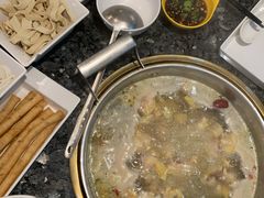 -一席地·本地鸡窝·杭帮鸡火锅(萧山银隆百货店)
