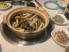 -天宜隆蘑菇宴火锅(石景山旗舰店)
