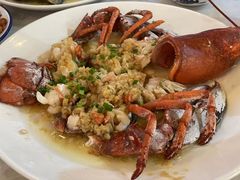 -三亚火车头万人海鲜广场