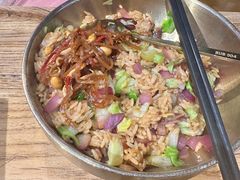 风味干肠炒饭-聚合鑫东北熏酱熟食麻辣面(长阳店)