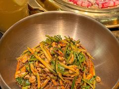 -韩白山·朝鲜族烤牛肉·酱蟹(长宁龙之梦店)