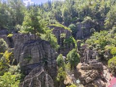 -梭布垭石林景区