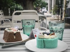 -ADO KAFE(大学城店)