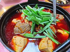 麻辣鸭血豆腐-杰J.w.m深夜食堂 厚杰居酒屋(淮海街商业街店)