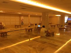 -碧中海汤泉汗蒸酒店