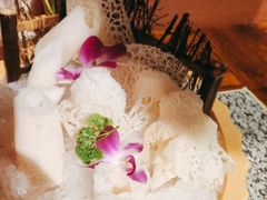 -老牌坊云南鱼豆花火锅(哈西万达店)