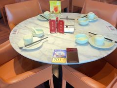-蝴蝶里·粤菜·点心(滨江龙湖店)
