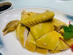 -宝燕海货工场(长江国际店)
