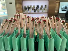 -宁波宝信宝马4S店(江北日湖店)