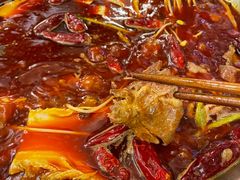 -山城年华老火锅(玉林店)