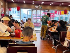 -顺溜·手工刀削面·黑金店(铜锣湾店)