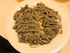 鲜毛肚-八先生涮肉房(三里河店)