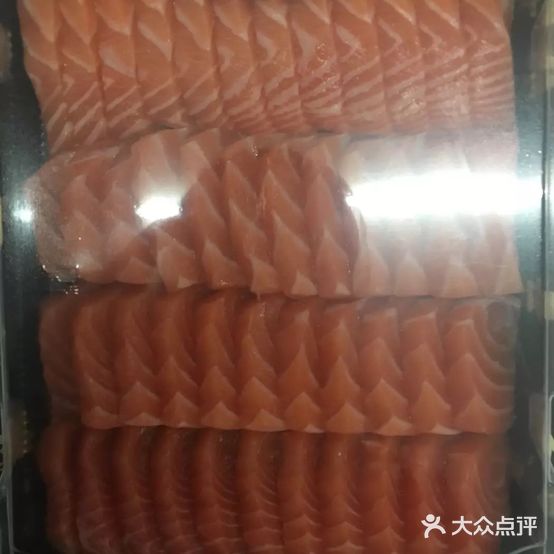 肴鲜生冰鲜三文鱼(明珠路店)