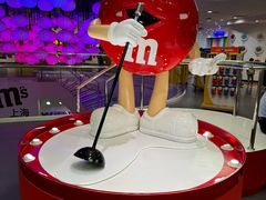 -m豆巧克力世界(上海世茂广场店)