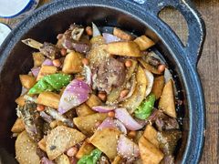 -老钟家烤羊排·敦伊阁清真餐厅胡羊焖饼