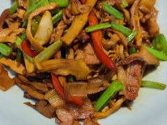 -荷花亭·湖北融合菜(十堰武商MALL店)