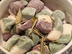 -三出山火锅(南京万象天地店)