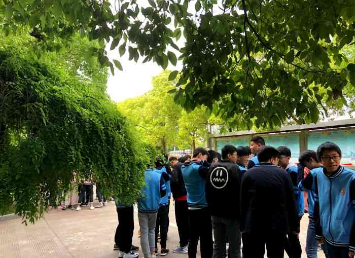 常熟市孝友中学-"环境挺好的,每到放假不管是校友还是外来人.