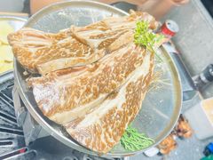 -草家酱蟹炭火烤肉店(珲春南路二店)