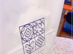 -UH祐禾(武汉武商MALL店)