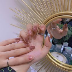 -花系美·美甲美睫精品店