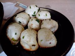 鲜肉生煎-王家沙点心店(万航渡路店)