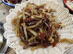 -江城燕子大排档(江汉路步行街店)