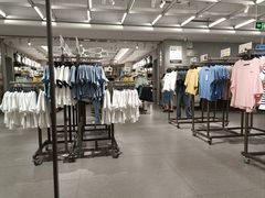 -鹿岛生活(熙地港店)